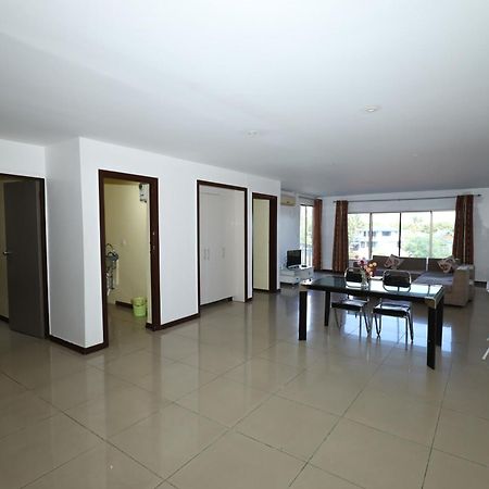 Tropical Plaza Apt Nadi Exterior photo